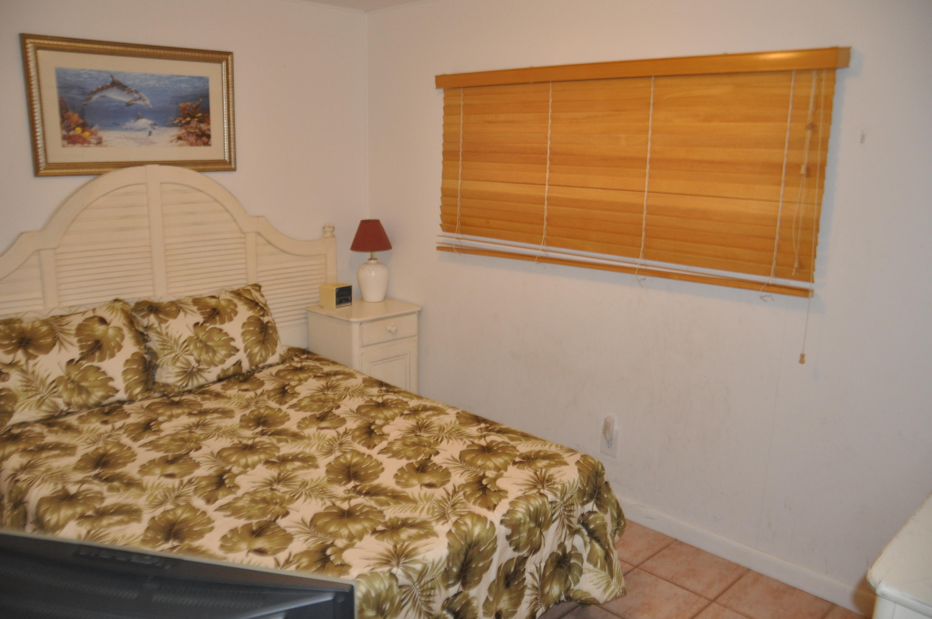 261 Upper Matecumbe Road Key Largo, FL 33037 - Photo 17 of 25 Third Bedroom