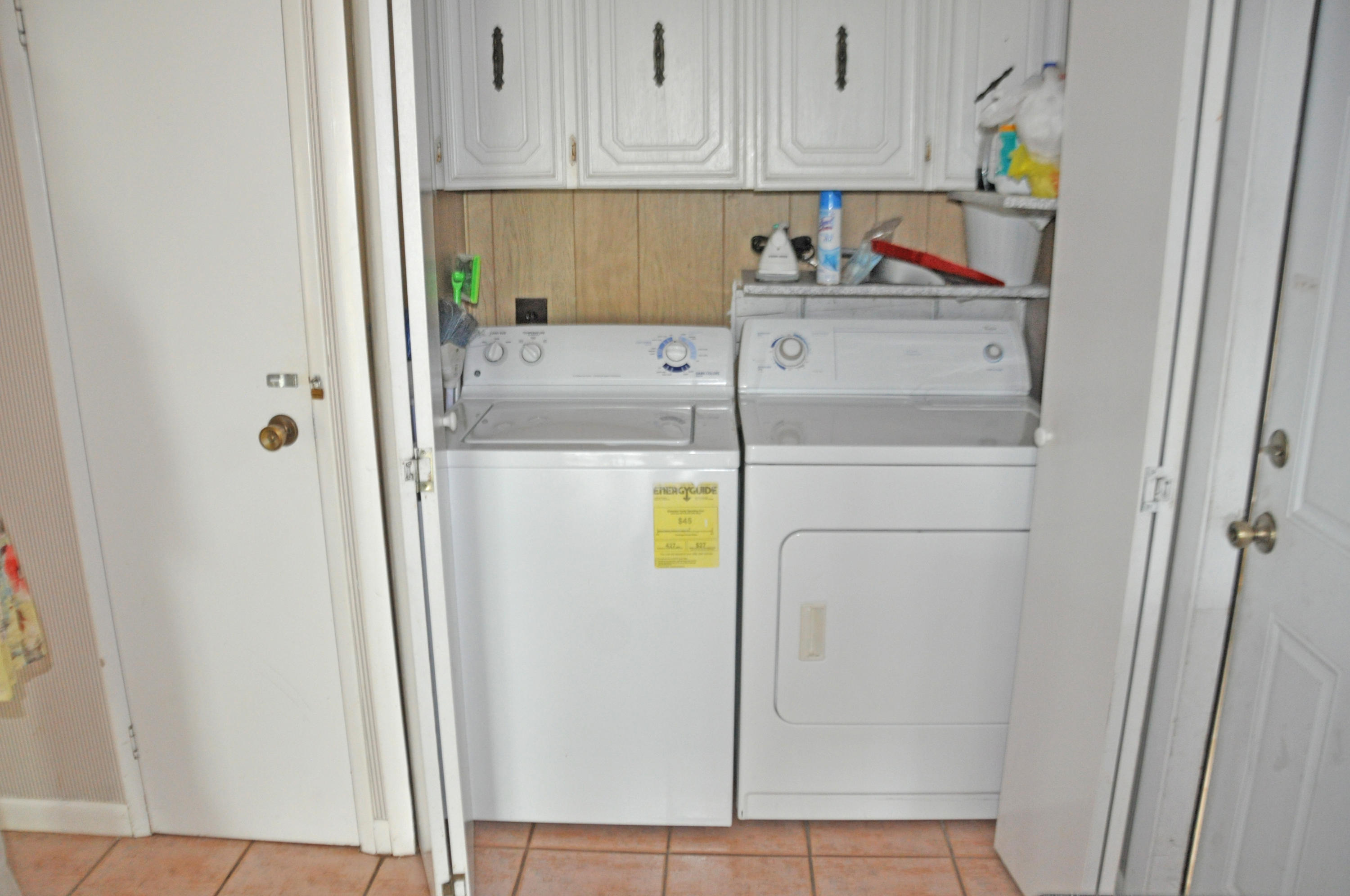 261 Upper Matecumbe Road Key Largo, FL 33037 - Photo 25 of 25 Laundry