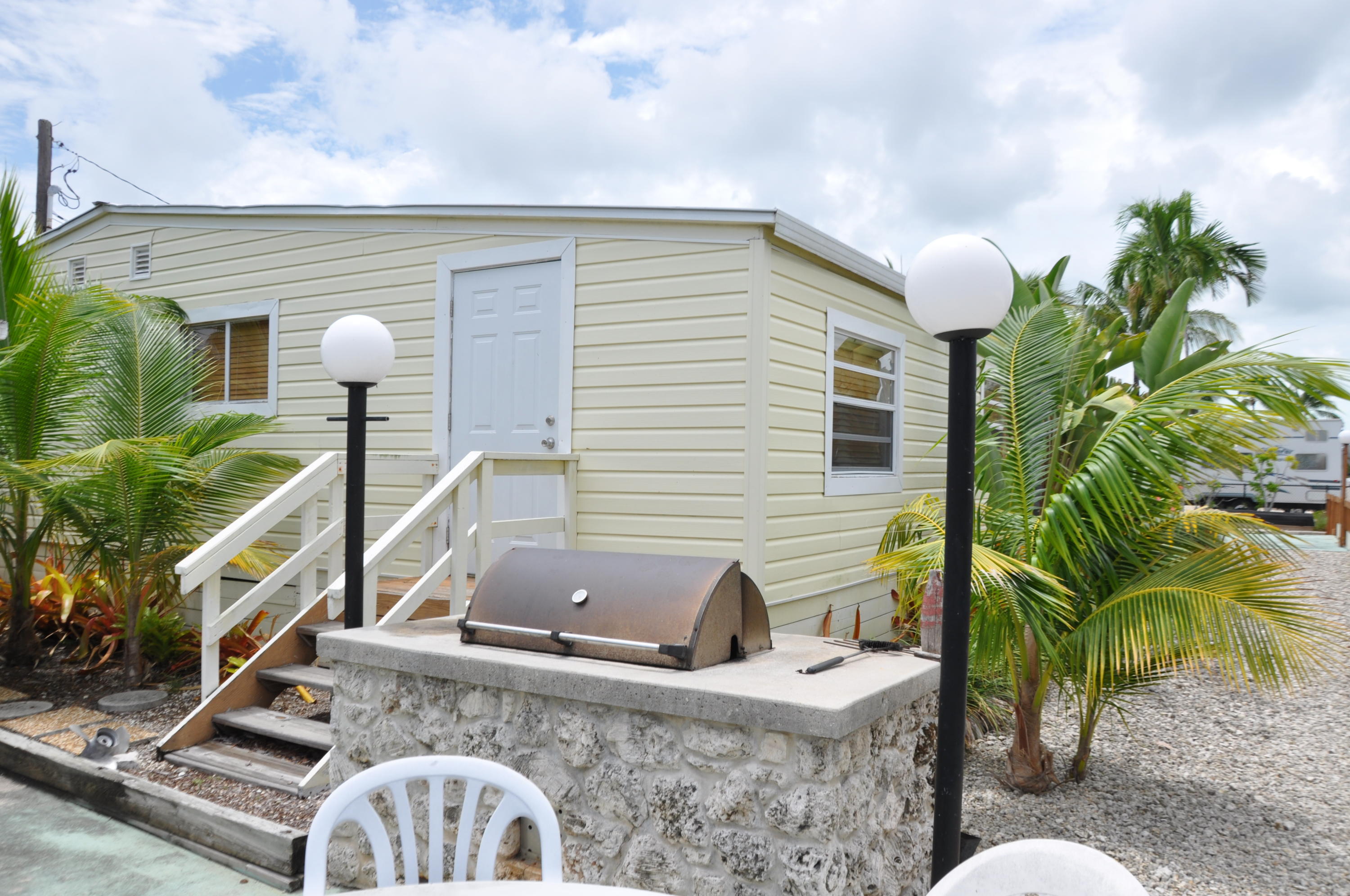 261 Upper Matecumbe Road Key Largo, FL 33037 - Photo 7 of 25 Built in Grill