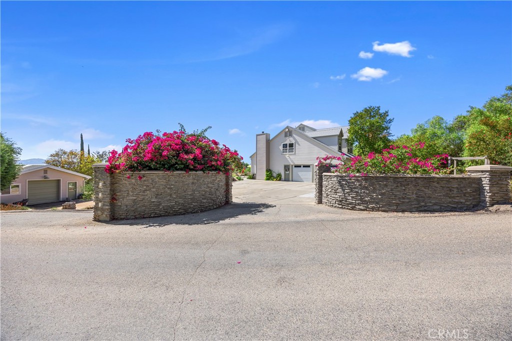 41999 Altanos Road Temecula, CA 92592 - Photo 53 of 57 Gallery Image 53