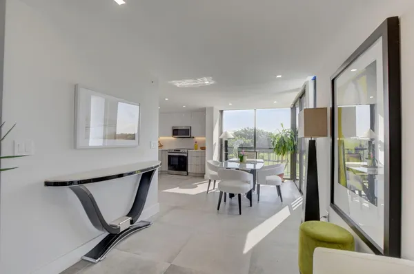 $3,700 | 7754 Lakeside Boulevard, Unit 441, Boca Raton, FL 33434