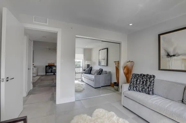$3,700 | 7754 Lakeside Boulevard, Unit 441, Boca Raton, FL 33434
