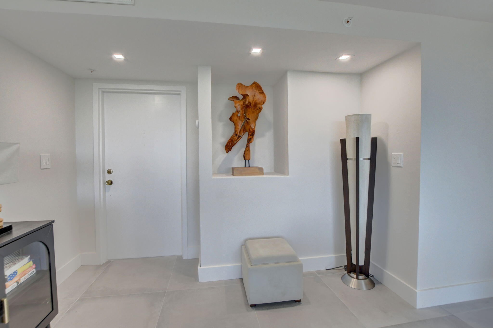 7754 Lakeside Boulevard, Unit 441 Boca Raton, FL 33434 - Photo 24 of 24 Entry Door