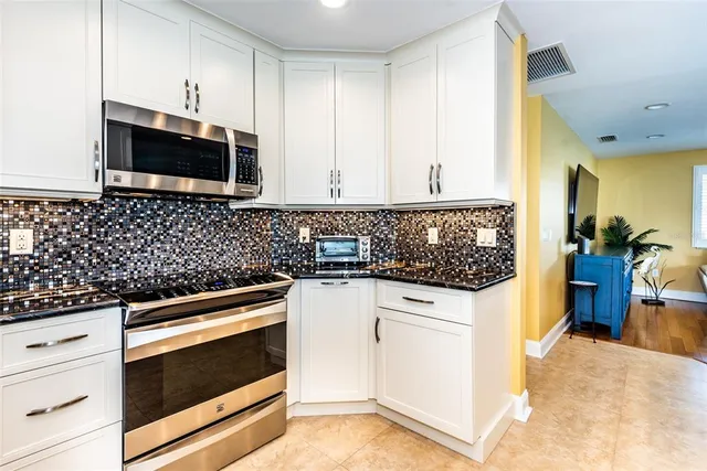 $6,500 | 2060 VÃa Seville, Punta Gorda, FL 33950