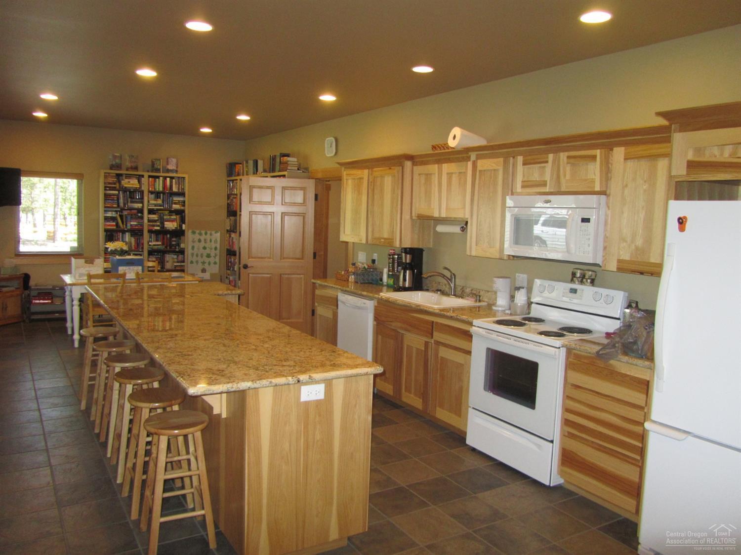 55710 Lost Rider Loop Bend, OR 97707 - Photo 20 of 21 Community Kitchen and Library