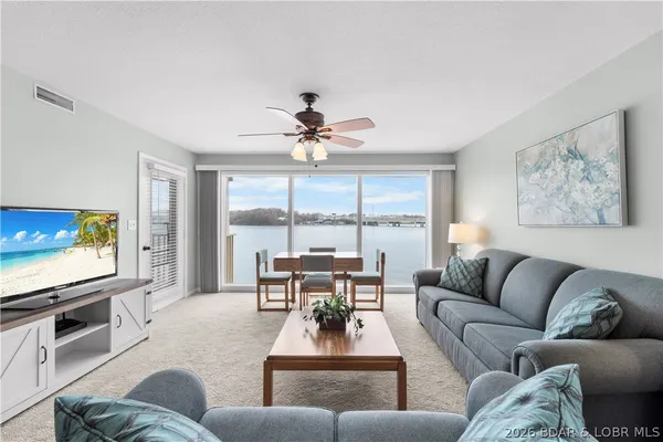 $264,900 | 875 Parkside Place, Unit C206, Osage Beach, MO 65065