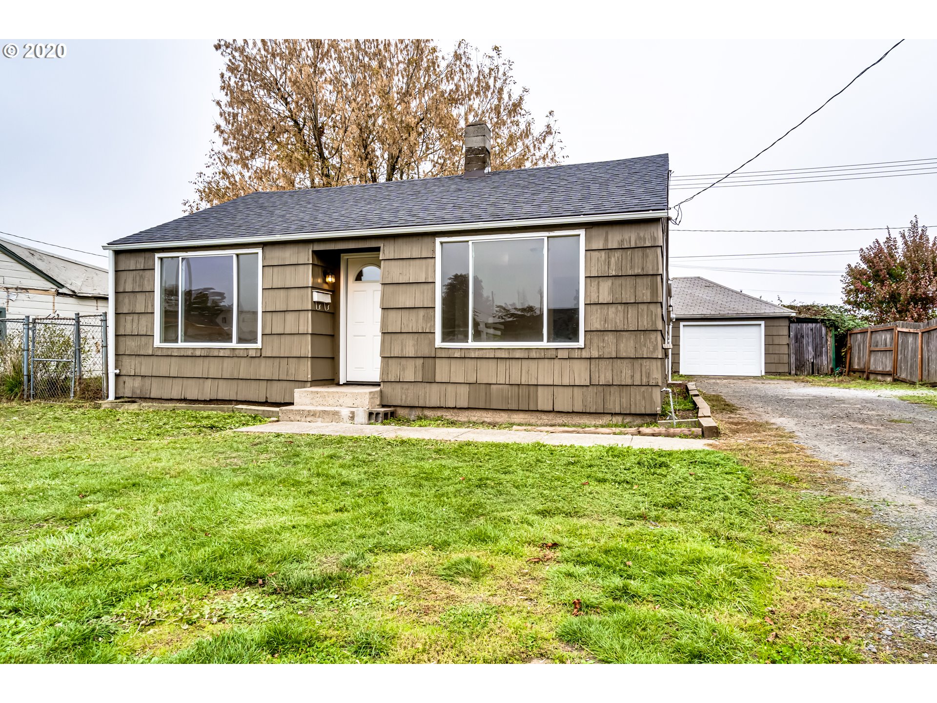 2270 D Street Springfield, OR 97477 - Photo 3 of 23