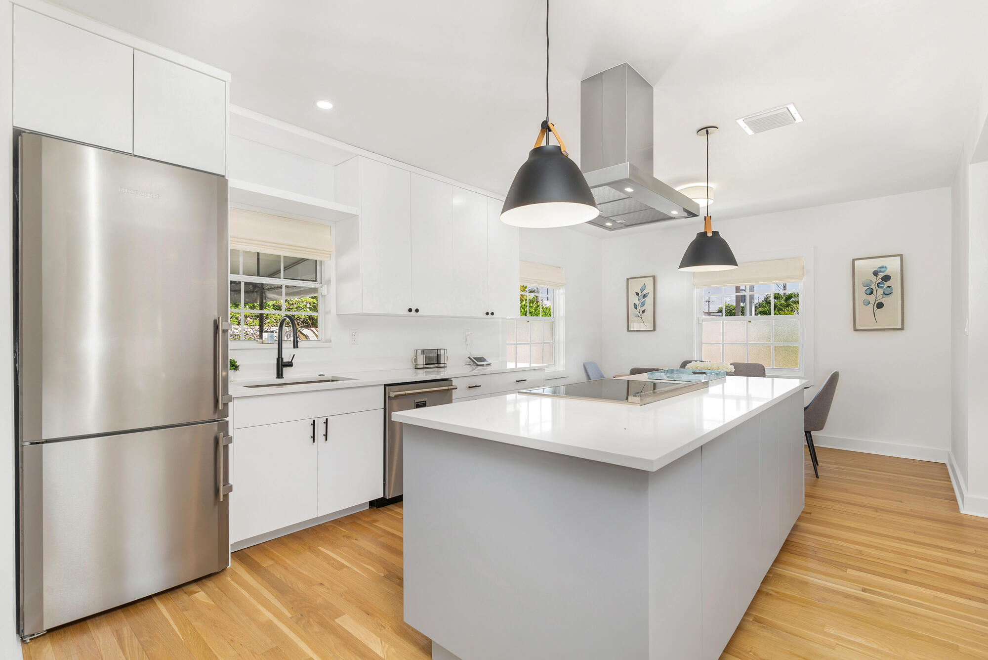 380 Potter Road West Palm Beach, FL 33405 - Photo 5 of 24 low-15