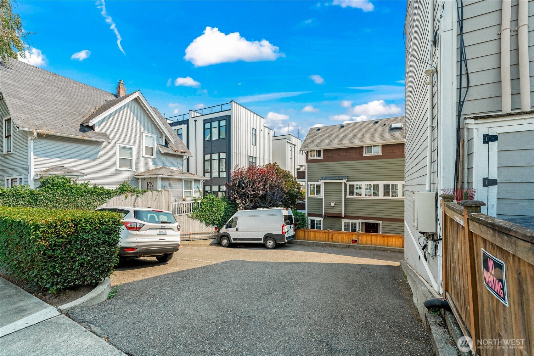 555 Prospect Street, Unit 1 Seattle, WA 98109 - Photo 26 of 27 Gallery Image 26