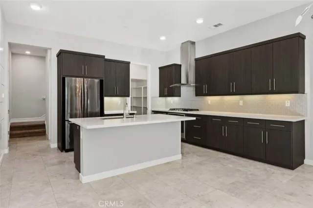 $5,250 | 814 Beacon, Irvine, CA 92606