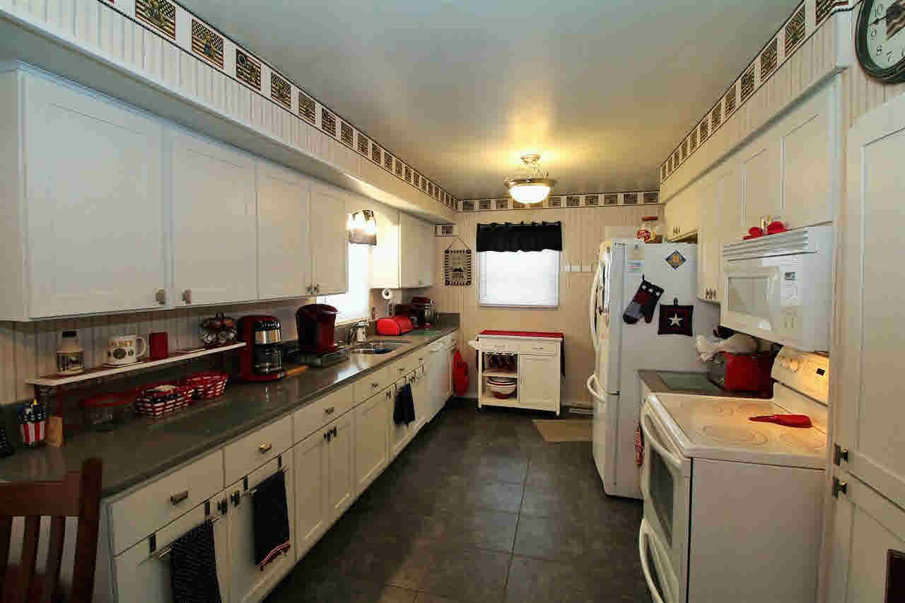 12509 North Genesee Road Clio, MI 48420 - Photo 14 of 27
