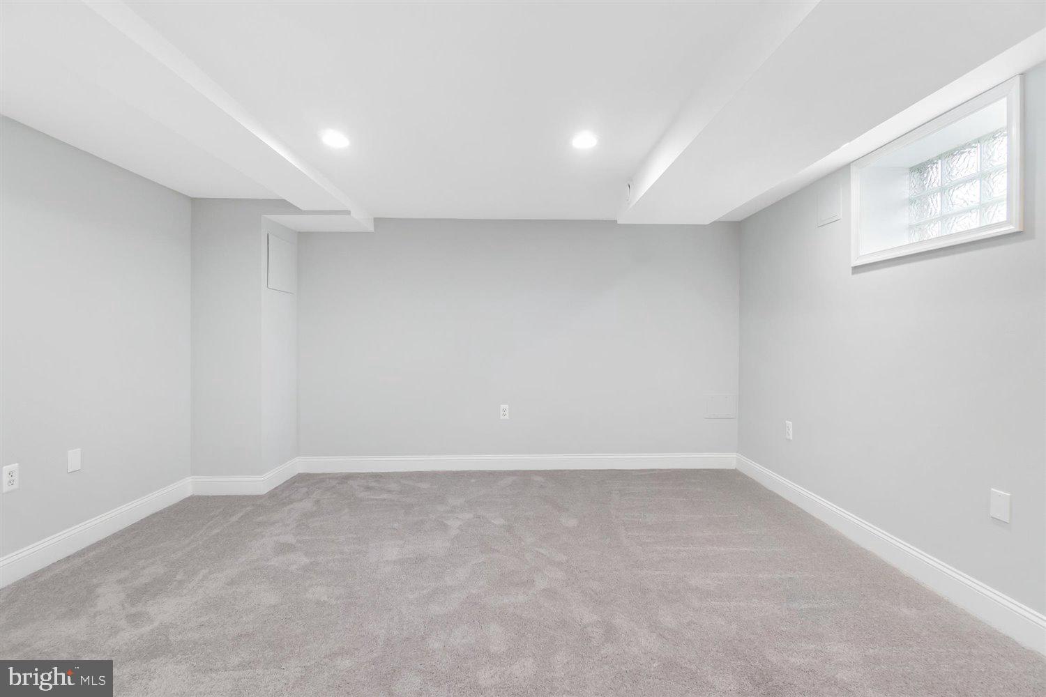 8419 Kavanagh Road Baltimore, MD 21222 - Photo 20 of 31 a view of room