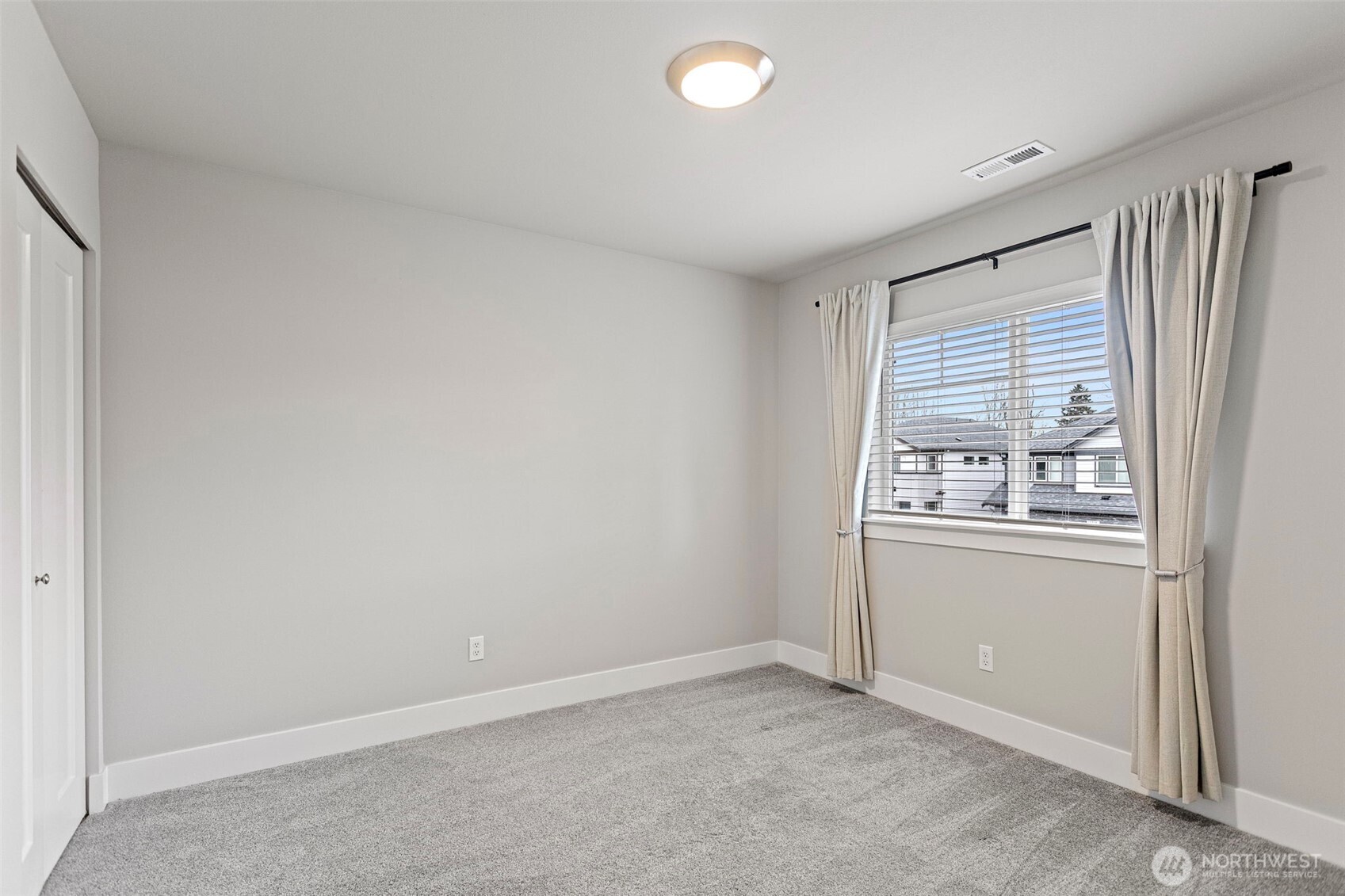 17715 2nd Avenue West Bothell, WA 98012 - Photo 16 of 35