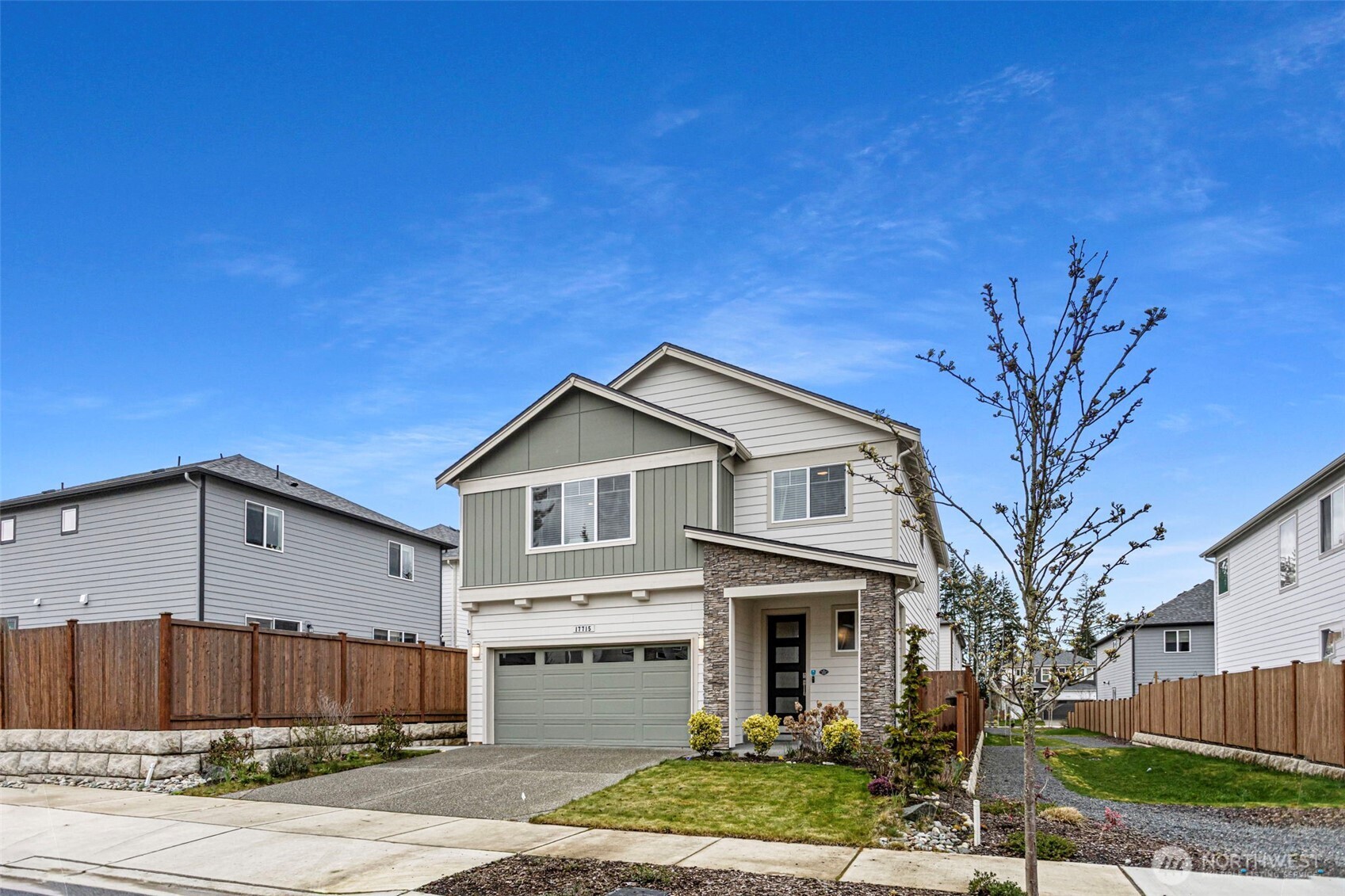 17715 2nd Avenue West Bothell, WA 98012 - Photo 2 of 35