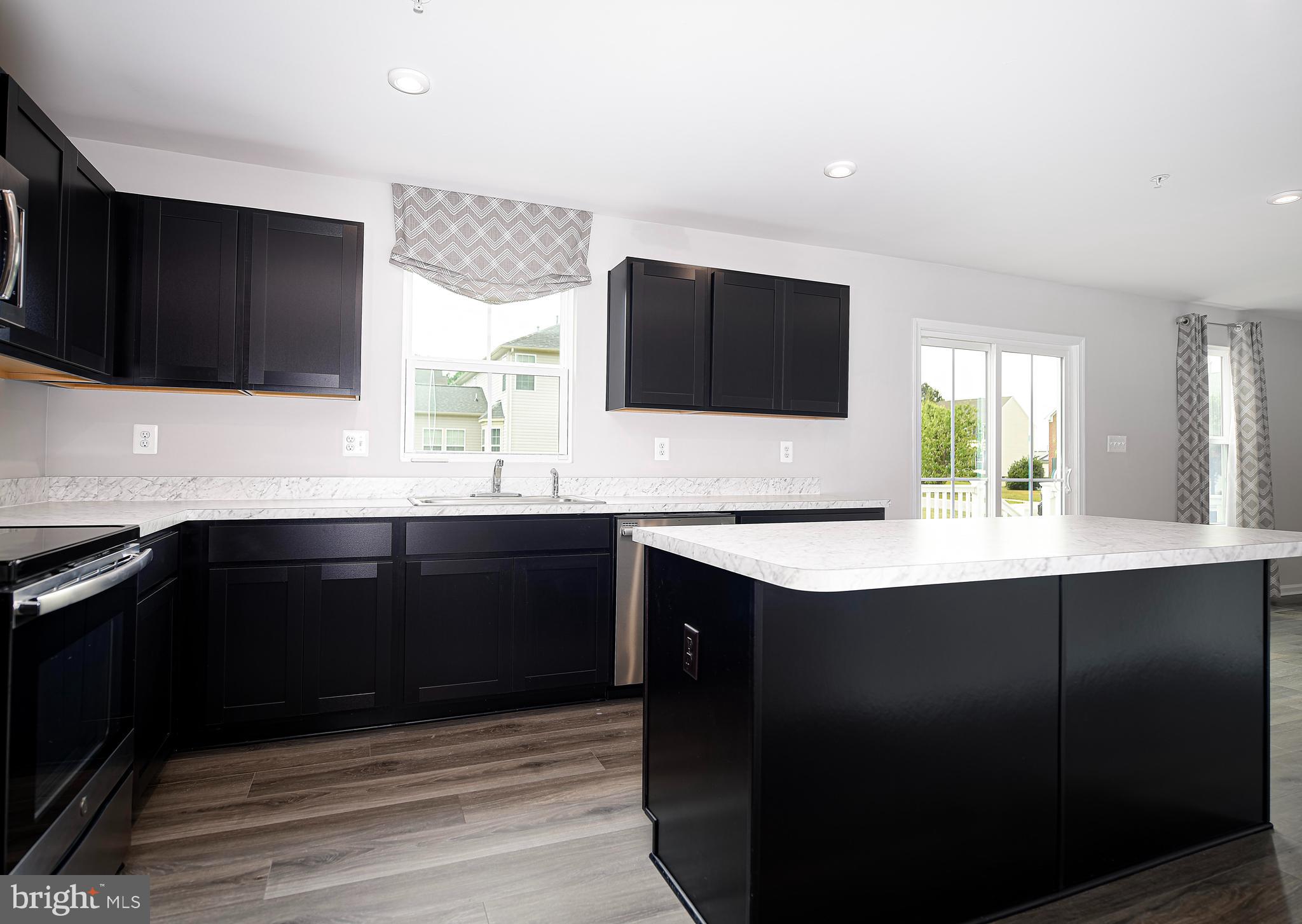 2 Ridgely Forest Drive Elkton, MD 21921 - Photo 12 of 30 Chic look with black shaker style cabinets