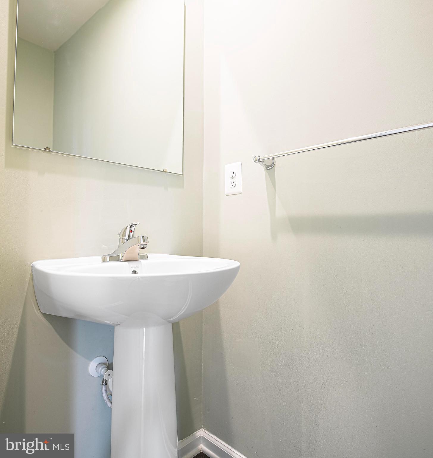 2 Ridgely Forest Drive Elkton, MD 21921 - Photo 16 of 30 Half bath on main level