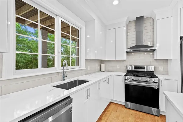 $799,900 | 70 Shady Lane, Pascoag, RI 02859