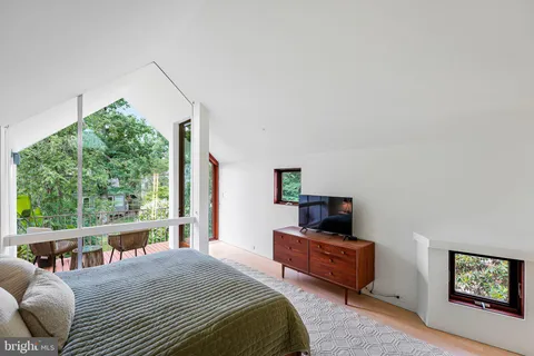 $2,195,000 | 6404 31st Place Northwest, Washington, DC 20015