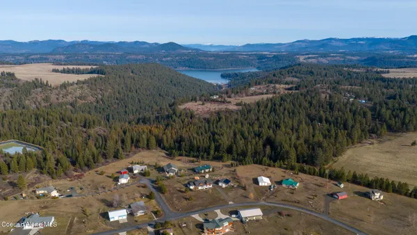 $699,000 | 30716 South Sunray Trail, Worley, ID 83876