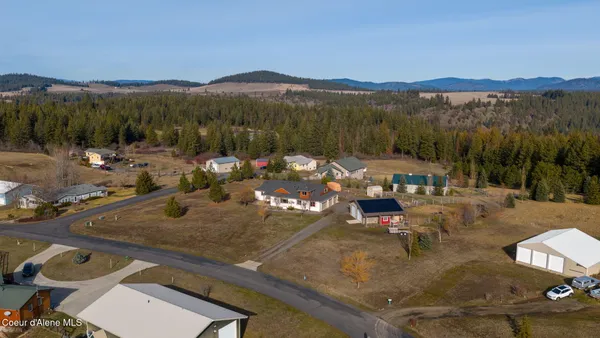 $699,000 | 30716 South Sunray Trail, Worley, ID 83876