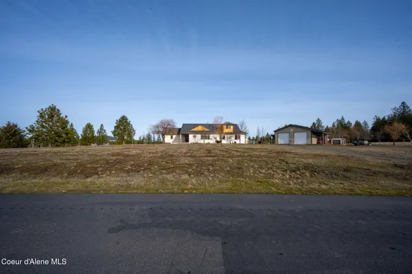 $699,000 | 30716 South Sunray Trail, Worley, ID 83876