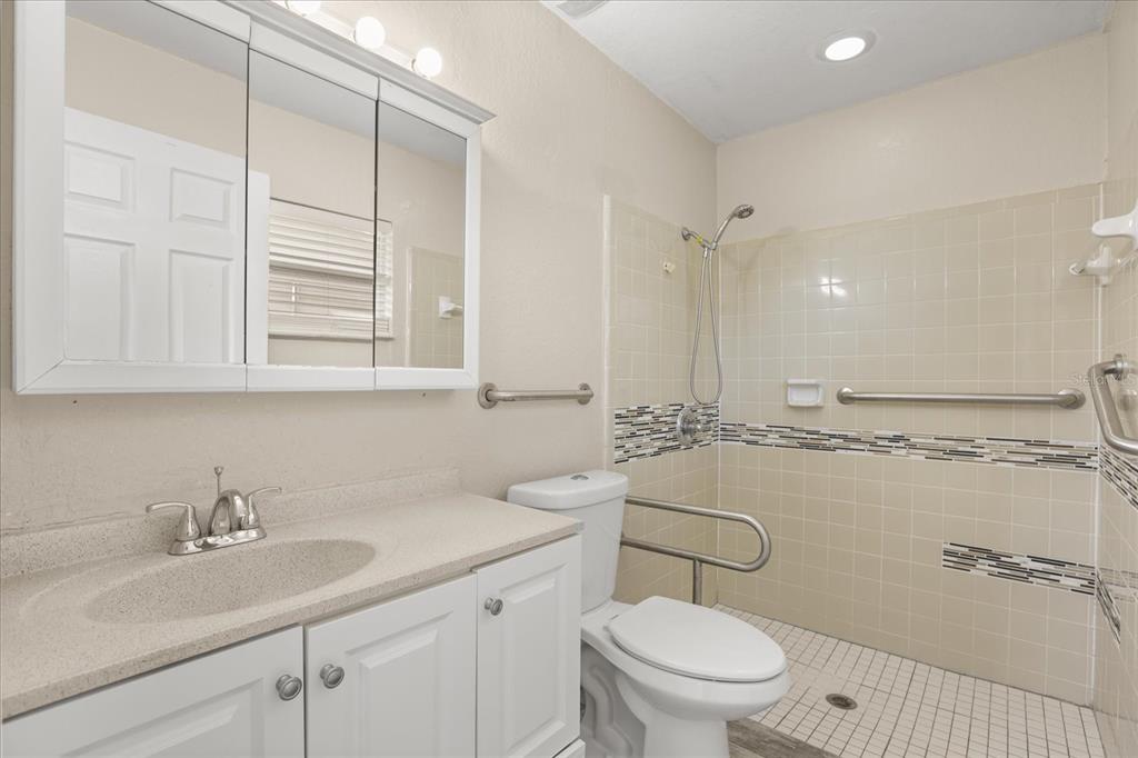 643 Hummingbird Lane Orlando, FL 32825 - Photo 18 of 66