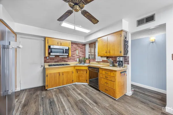 $310,000 | Undisclosed Address, Taft, CA 93268