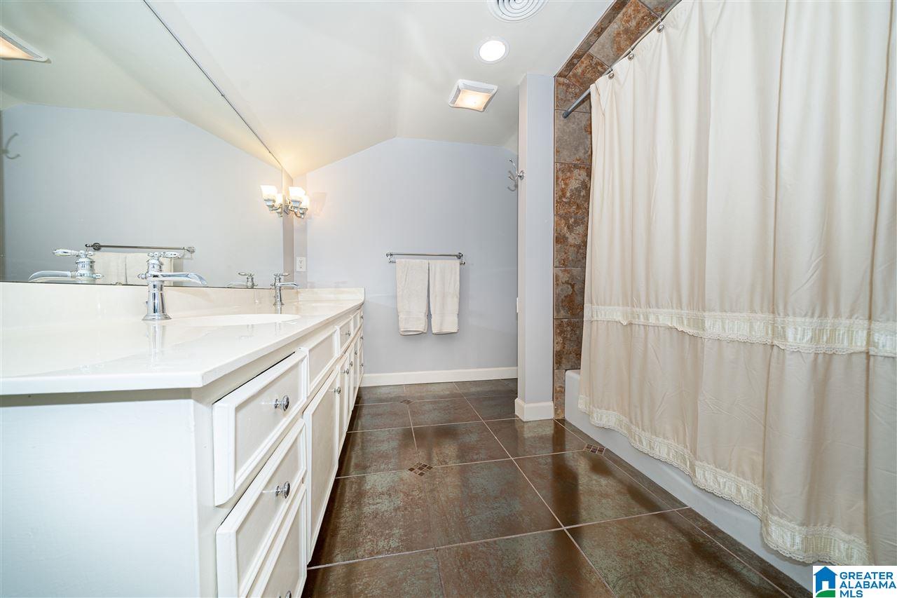 4565 Dolly Ridge Road Birmingham, AL 35243 - Photo 24 of 39