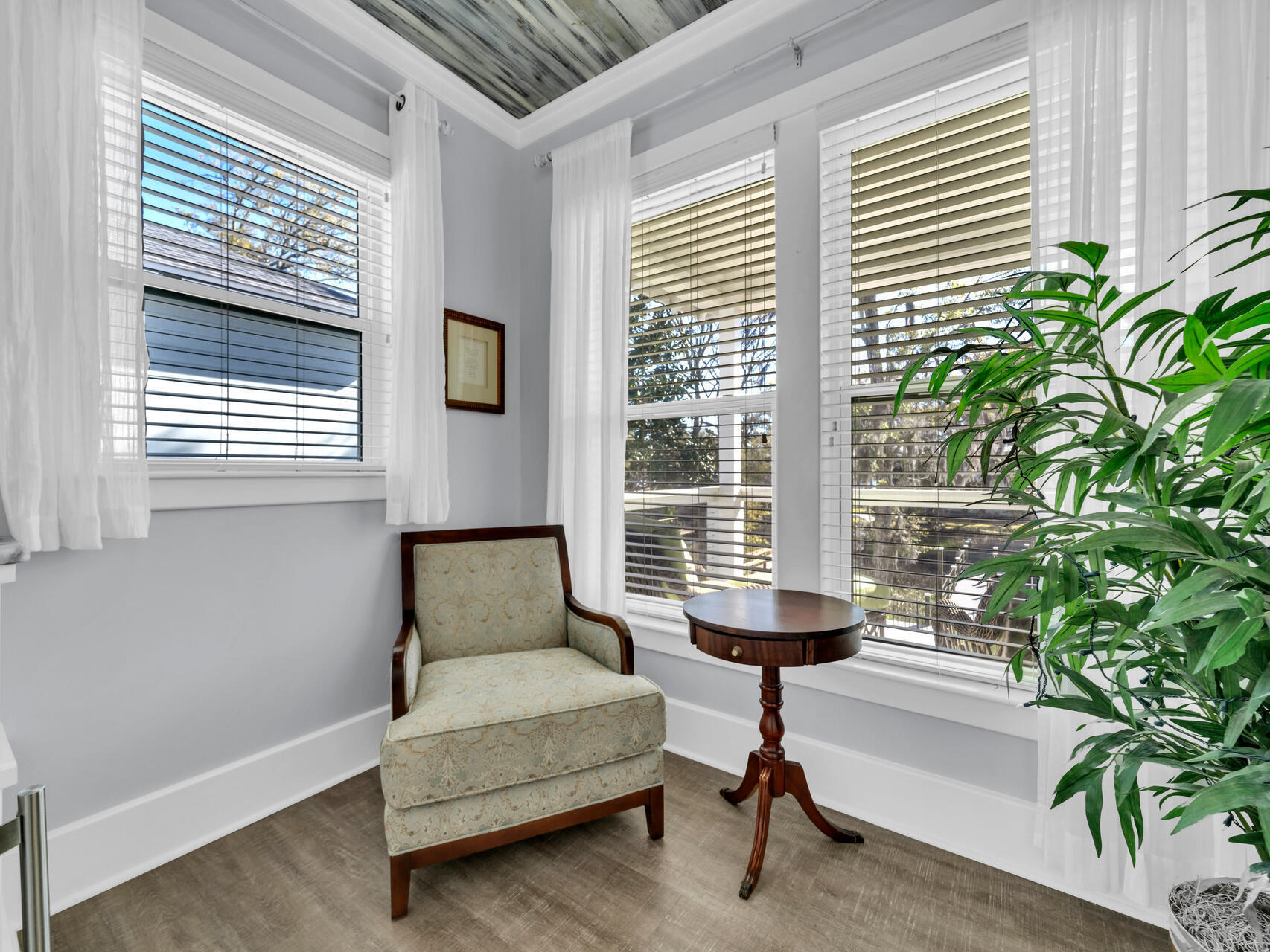 160 Rearden Way Santa Rosa Beach, FL 32459 - Photo 50 of 84 a living room with furniture and a potted plant