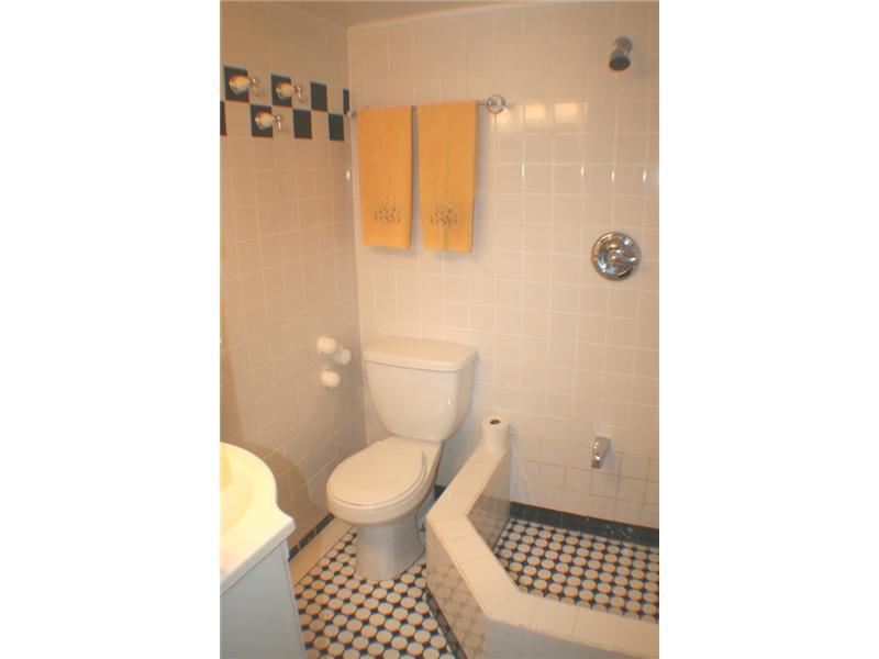210 Siebert Road Pittsburgh, PA 15237 - Photo 20 of 25 Full Bath. The Newer Full Bath in the Lower Level Boast Classic Subway Tile.