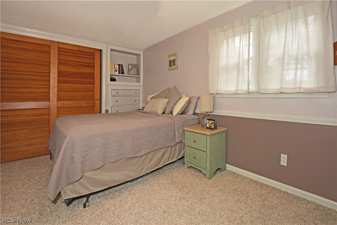 21975 Eaton Road Cleveland, OH 44126 - Photo 16 of 24 Gallery Image 16