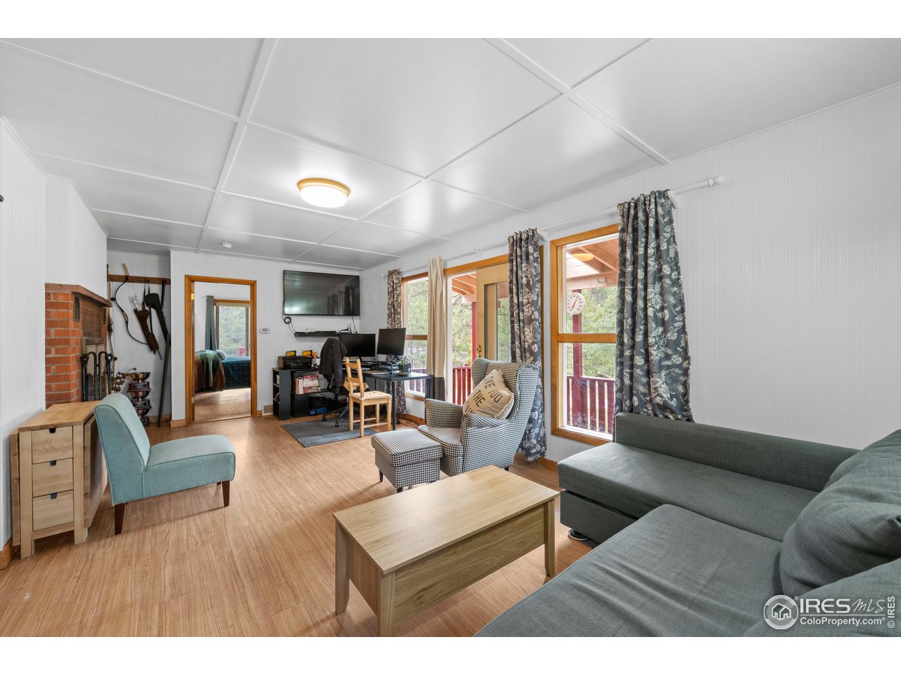 134 Aspen Drive Lyons, CO 80540 - Photo 8 of 36