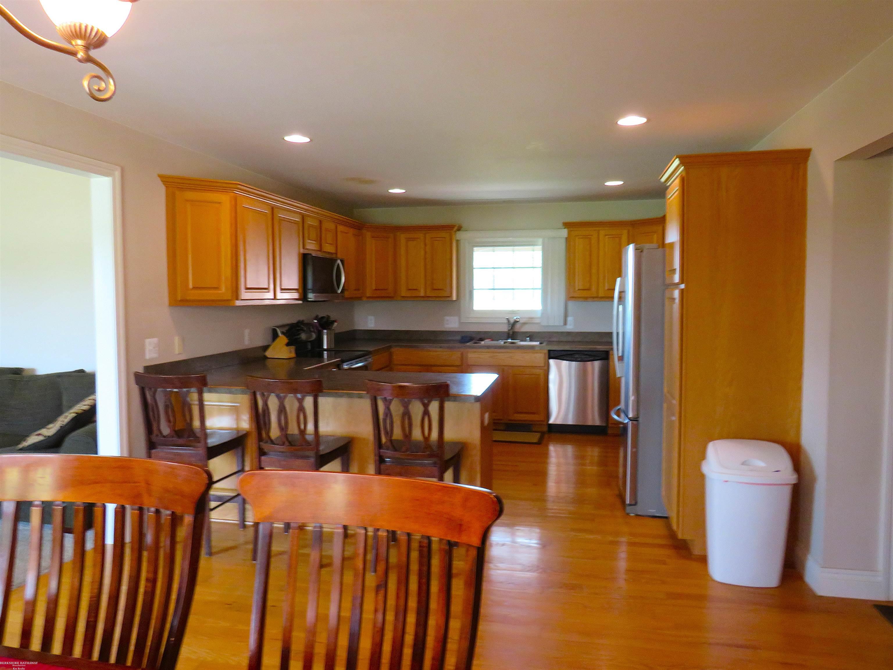 17201 Armada Center Road Armada, MI 48005 - Photo 11 of 33