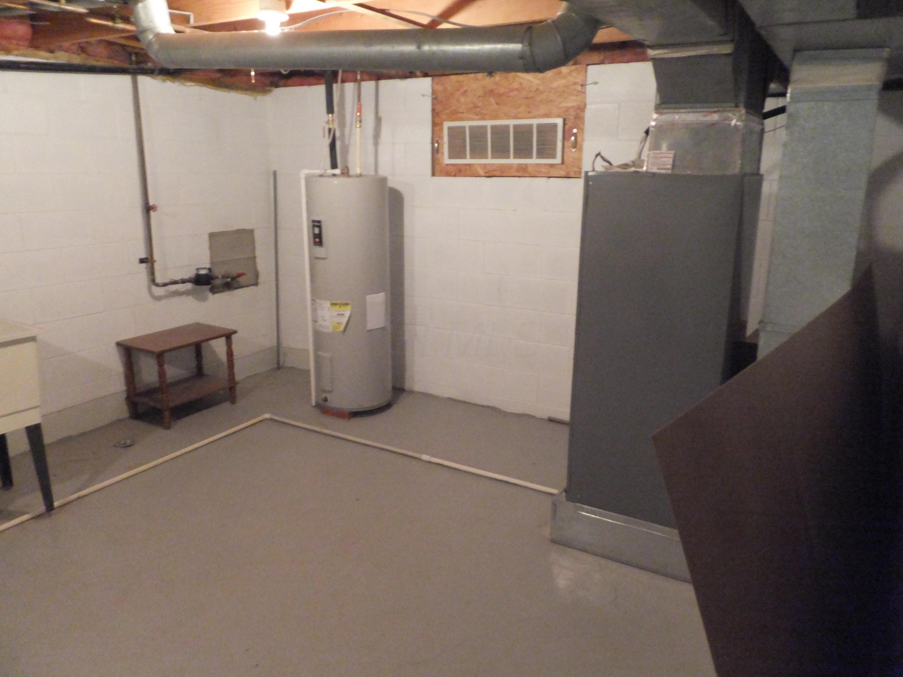 665 Holly Road Delaware, OH 43015 - Photo 16 of 21 Gallery Image 16