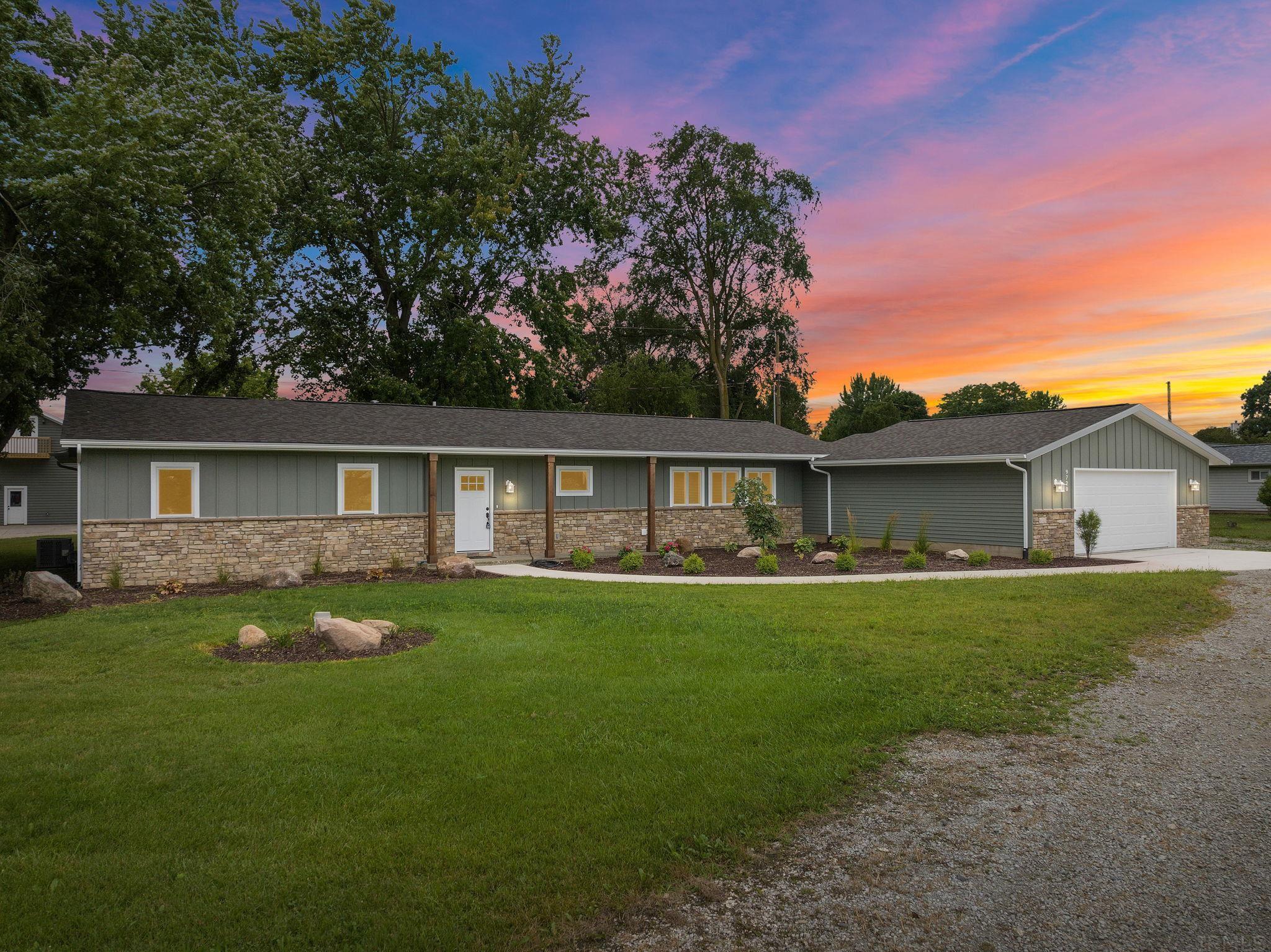 9720 Hosler Road Leo, IN 46765 - Photo 1 of 36