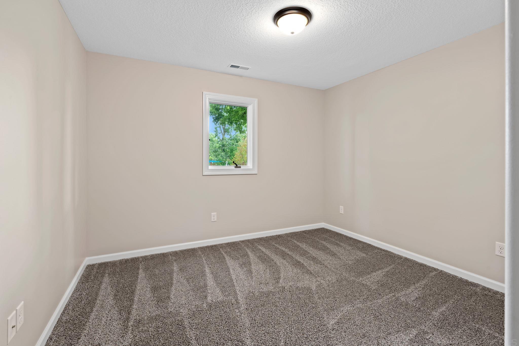 9720 Hosler Road Leo, IN 46765 - Photo 23 of 36