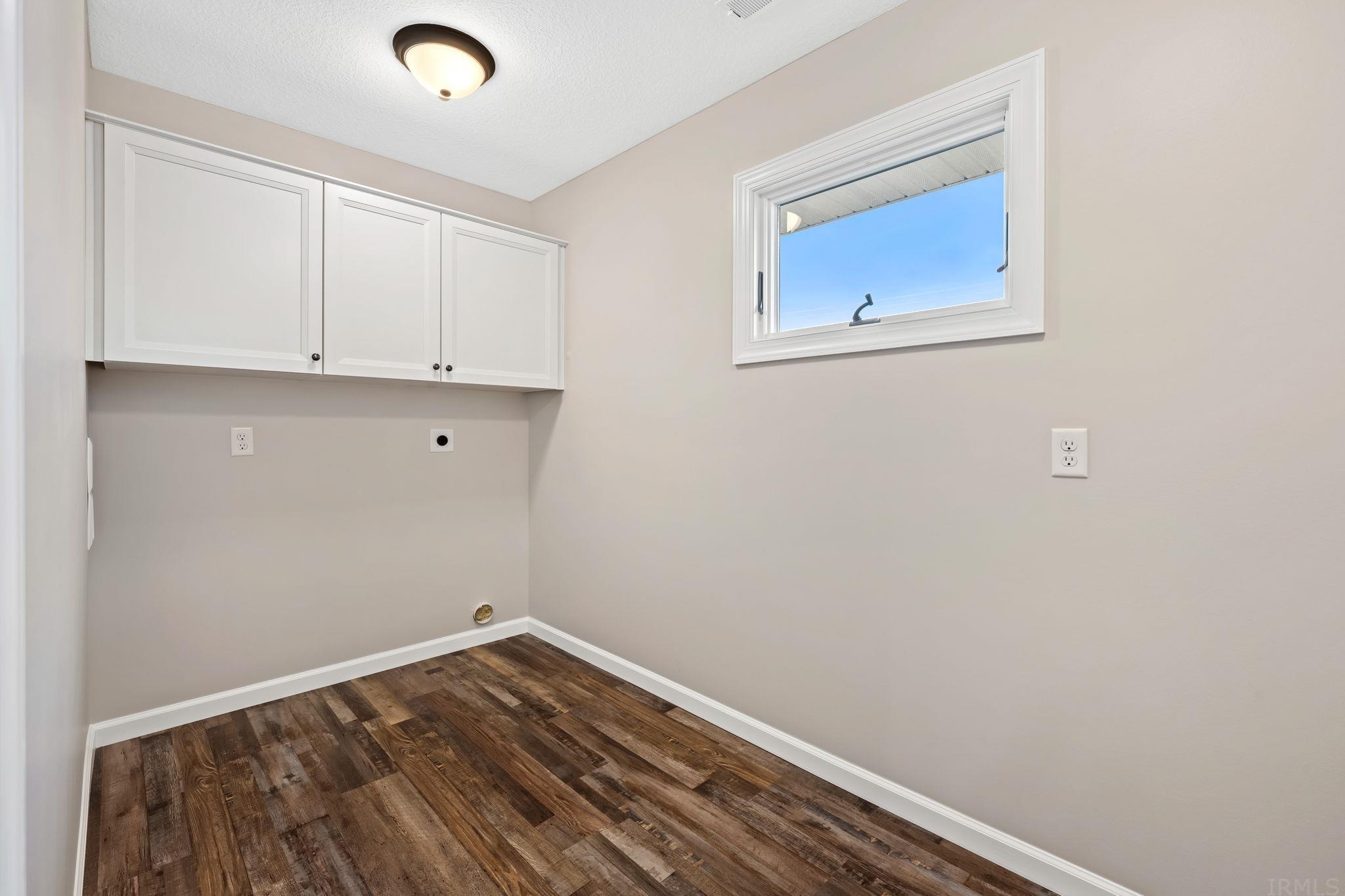 9720 Hosler Road Leo, IN 46765 - Photo 27 of 36