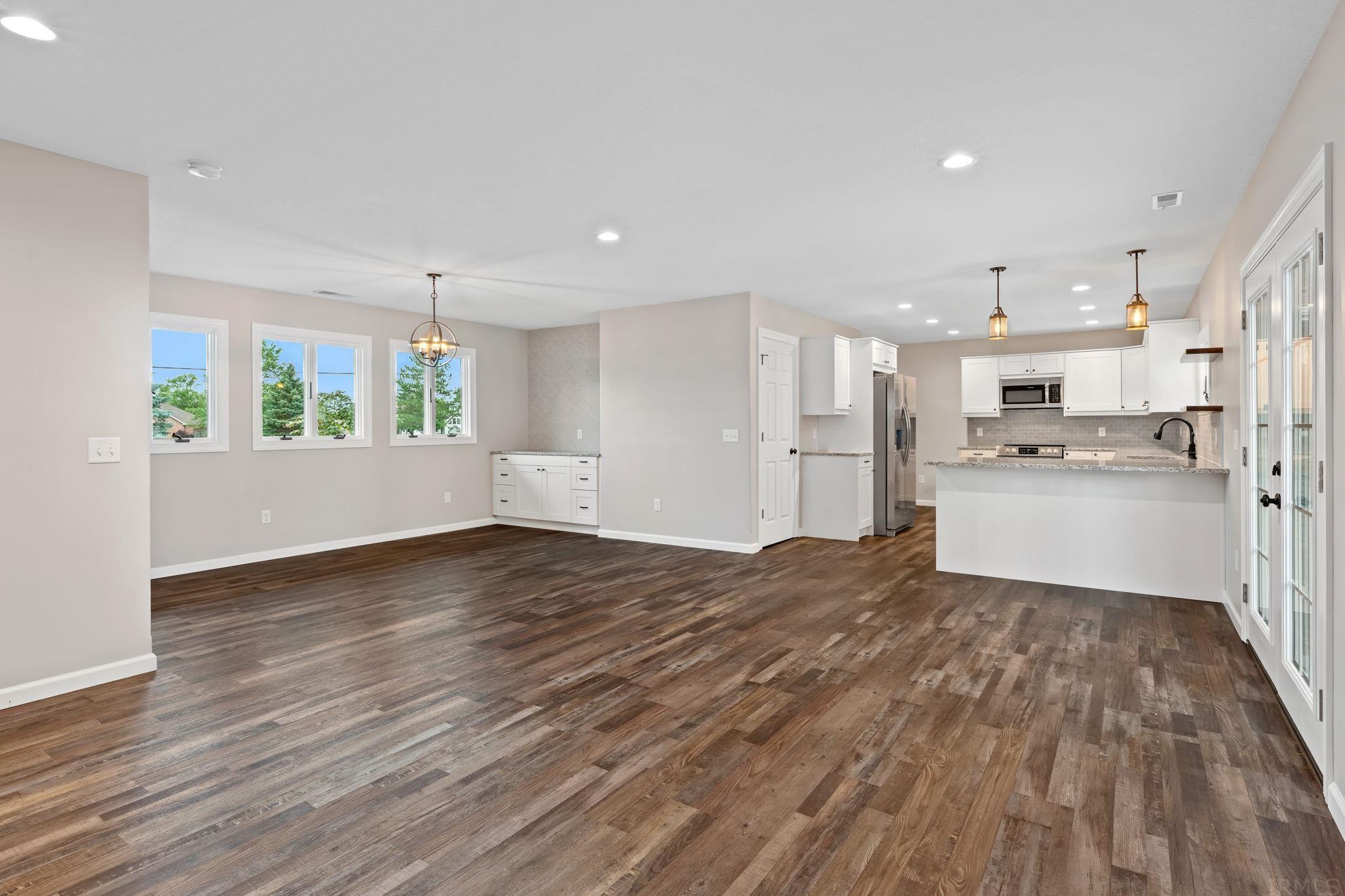 9720 Hosler Road Leo, IN 46765 - Photo 3 of 36