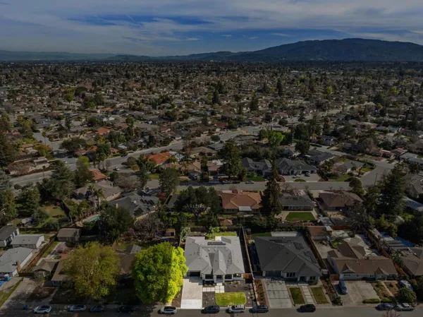 $5,500,000 | 12584 Paseo Flores, Saratoga, CA 95070
