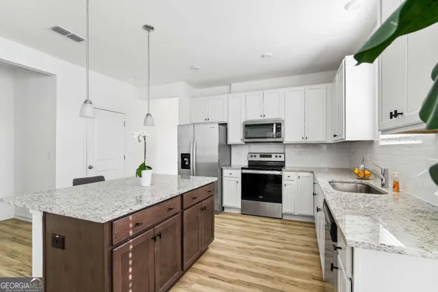 $2,325 | 1712 Tolstoy Lane, Unit 1712, Stockbridge, GA 30281