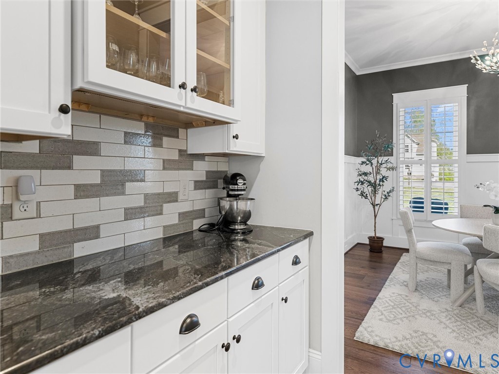 16107 Binley Road Midlothian, VA 23112 - Photo 27 of 75 Butlers Pantry area