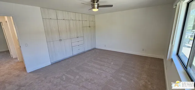 an empty room with a empty space