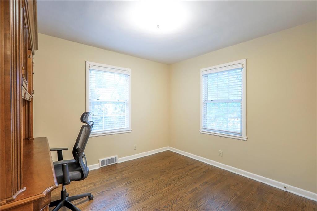 5401 Canterbury Road Fairway, KS 66205 - Photo 20 of 43