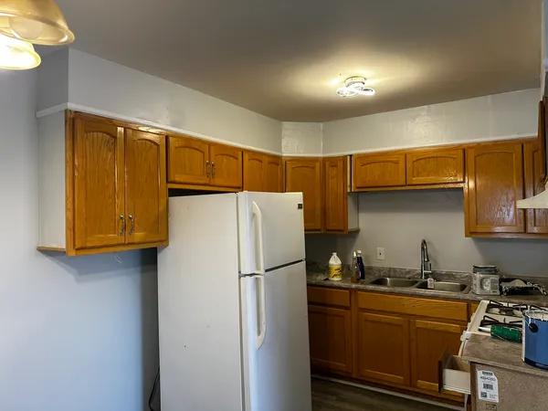 $1,800 | 1590 Perry Court, Unit C, Aurora, IL 60505