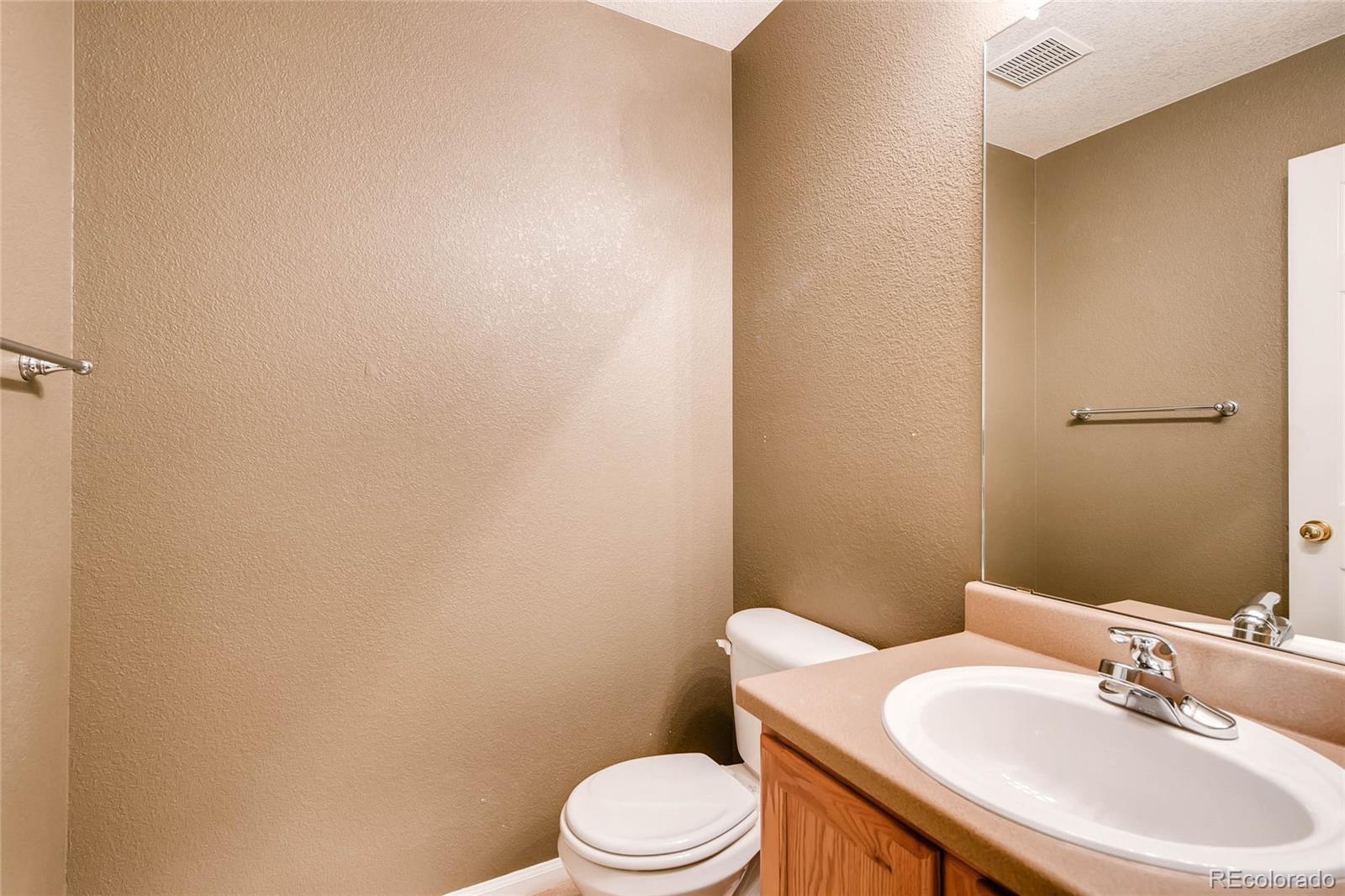 197 Whitehaven Circle Highlands Ranch, CO 80129 - Photo 14 of 28