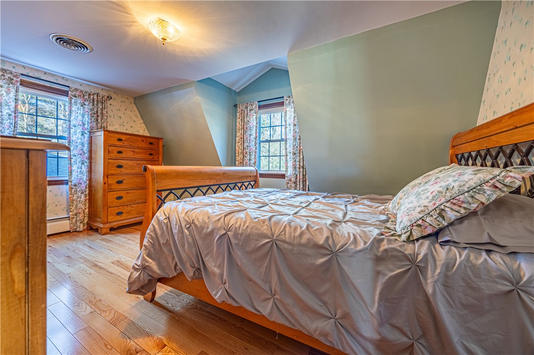 32 Hazelwood Road Glocester, RI 02857 - Photo 33 of 46