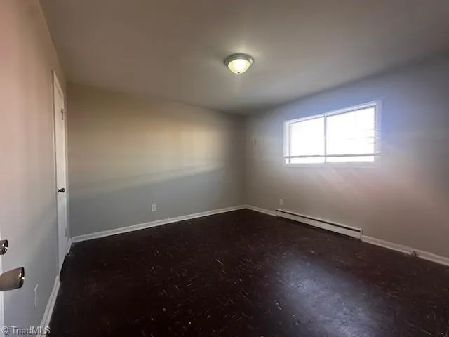 $800 | 1815 McKnight Mill Road, Unit F, Greensboro, NC 27405