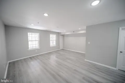 $499,999 | 1061 48th Place Northeast, Washington, DC 20019