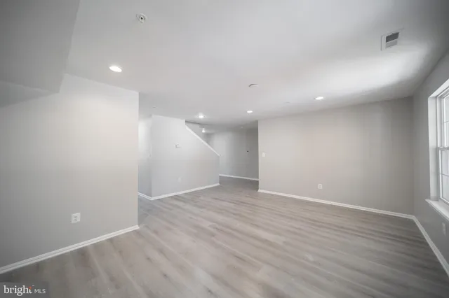 $499,999 | 1061 48th Place Northeast, Washington, DC 20019