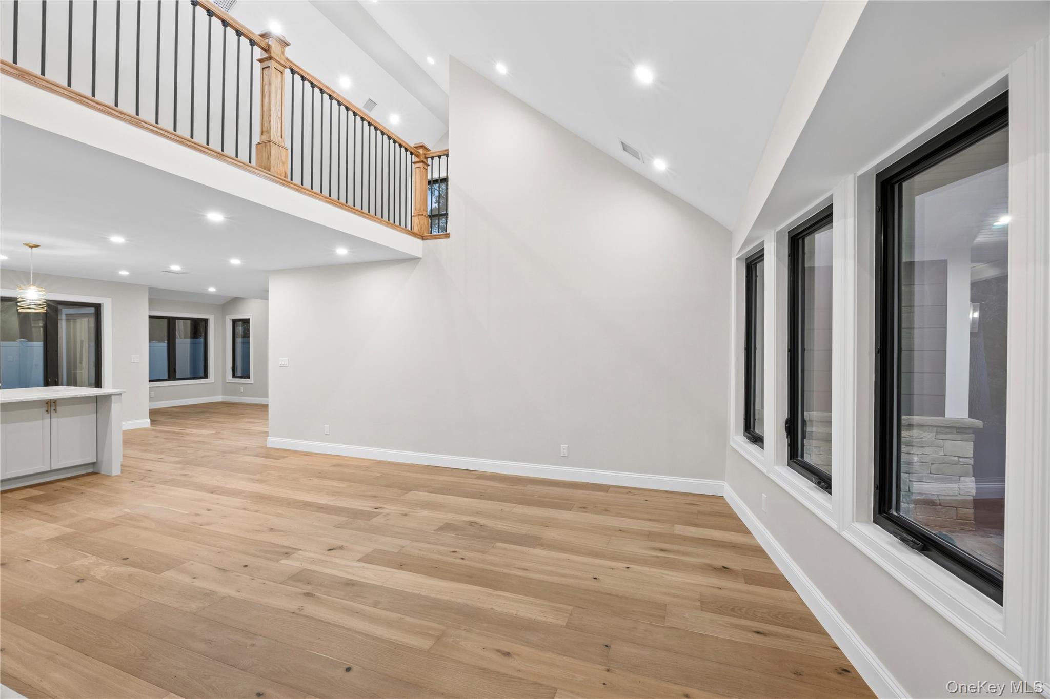 11 Ranch Place Merrick, NY 11566 - Photo 9 of 40